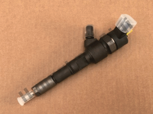 0413 2014 Fuel injector